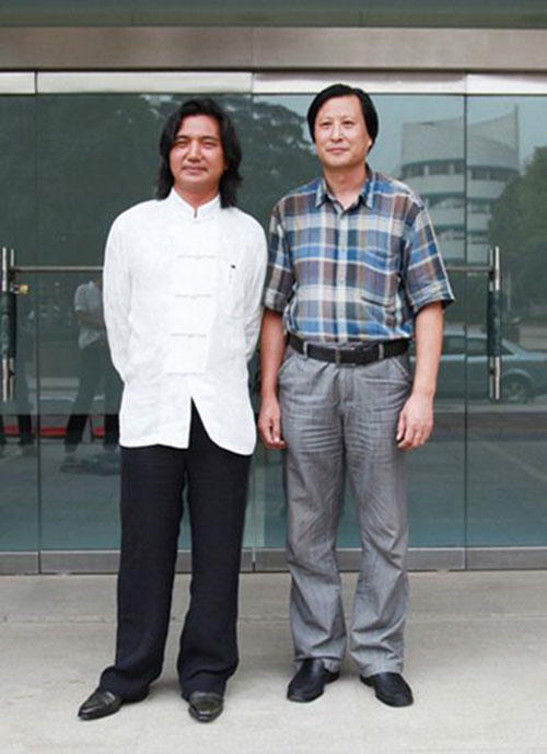 中国雕塑院院长、全国城雕委主任、南京大学教授、知名雕塑家吴为山与傅绍相总经理